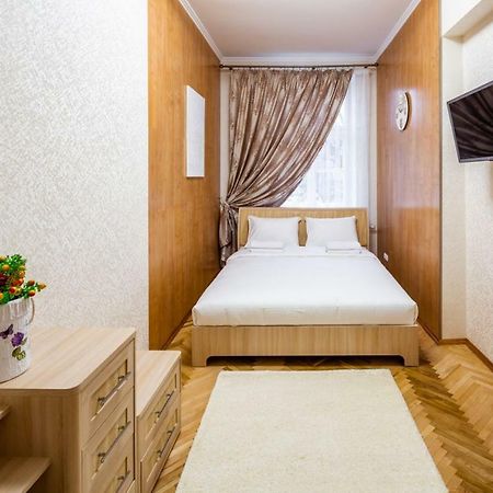 Alfa Apartments Svobody 31 Lviv Ngoại thất bức ảnh