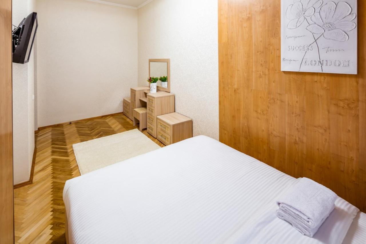 Alfa Apartments Svobody 31 Lviv Ngoại thất bức ảnh